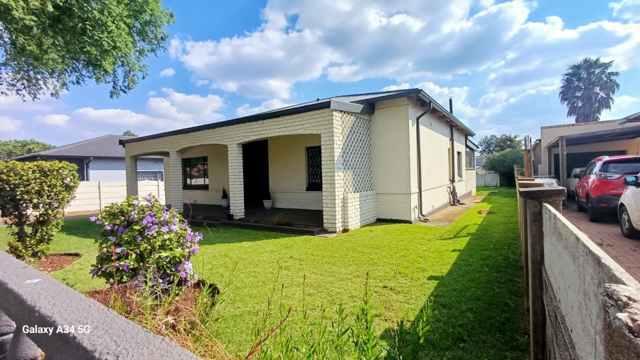 3 Bedroom Property for Sale in Florentia Gauteng