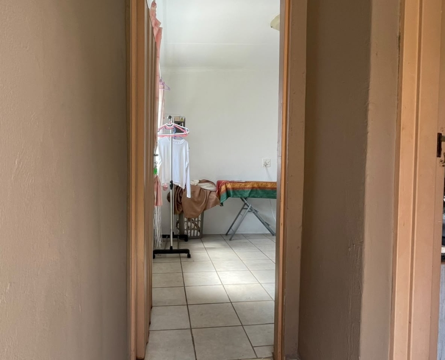 4 Bedroom Property for Sale in Roodekrans Gauteng