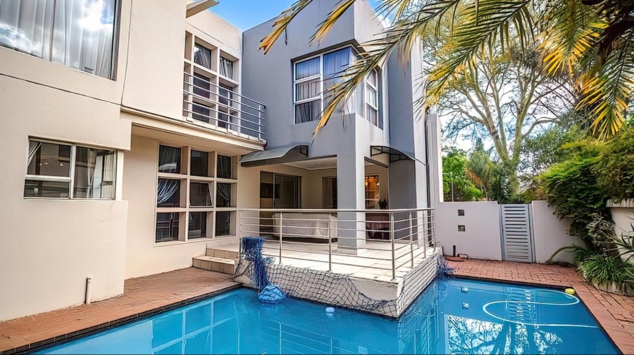 5 Bedroom Property for Sale in Kyalami Estates Gauteng