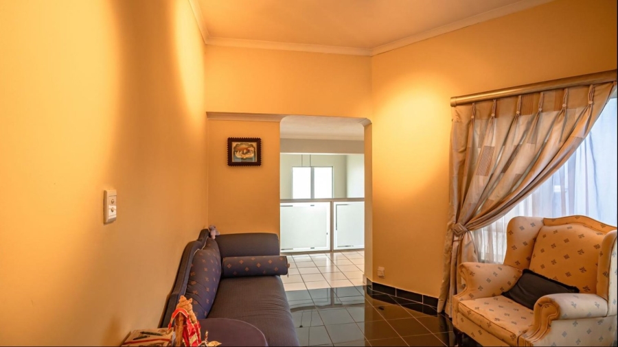 5 Bedroom Property for Sale in Kyalami Estates Gauteng