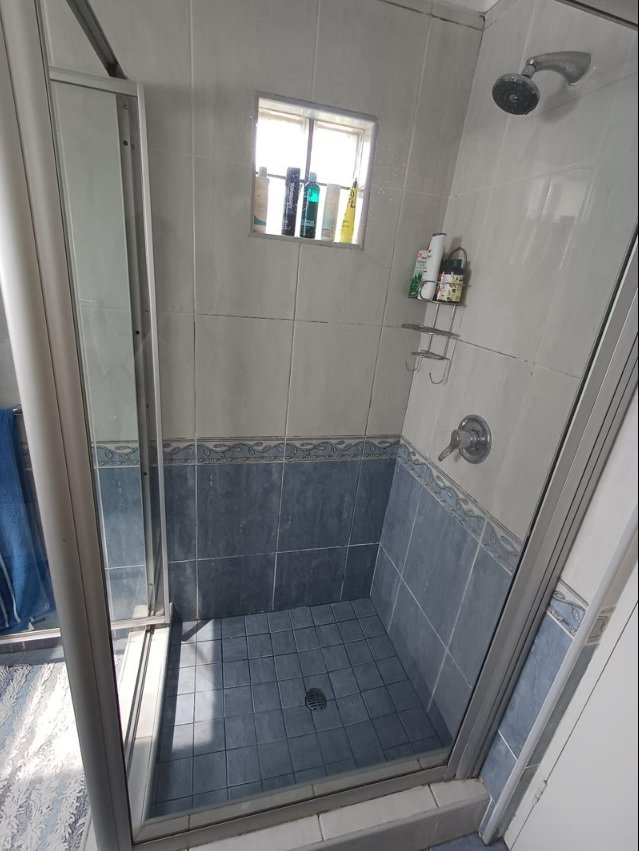 5 Bedroom Property for Sale in Kyalami Estates Gauteng