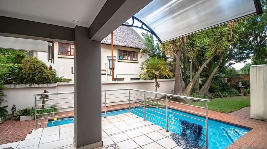 5 Bedroom Property for Sale in Kyalami Estates Gauteng