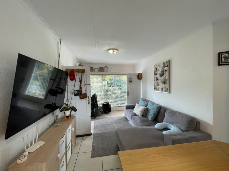1 Bedroom Property for Sale in Ontdekkerspark Gauteng
