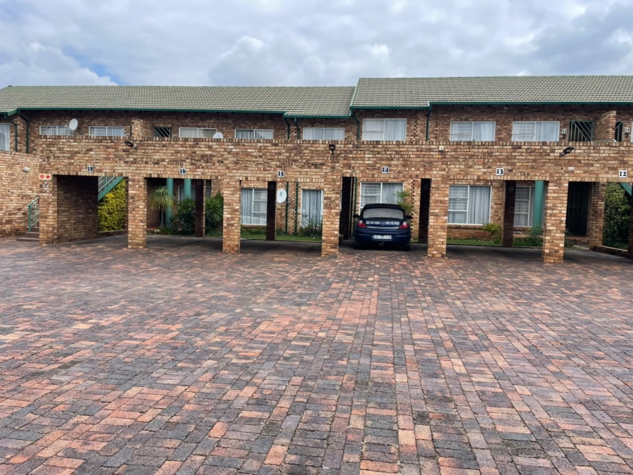 1 Bedroom Property for Sale in Ontdekkerspark Gauteng