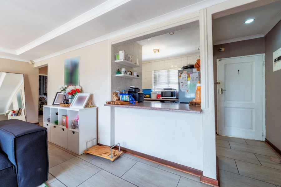 To Let 2 Bedroom Property for Rent in Northwold Gauteng
