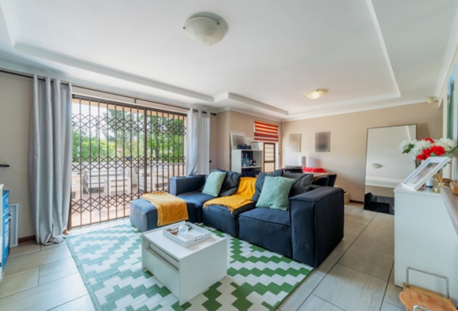 To Let 2 Bedroom Property for Rent in Northwold Gauteng
