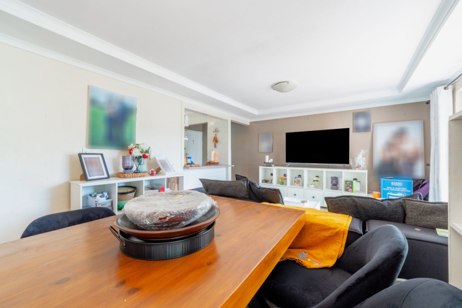 To Let 2 Bedroom Property for Rent in Northwold Gauteng
