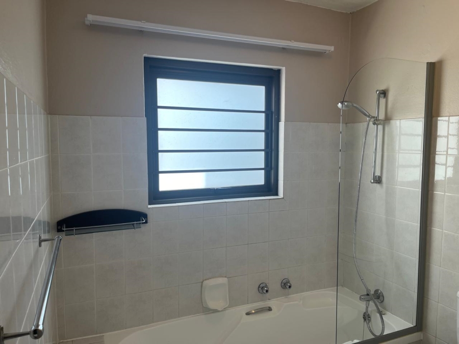To Let 2 Bedroom Property for Rent in Marais Steyn Park Gauteng