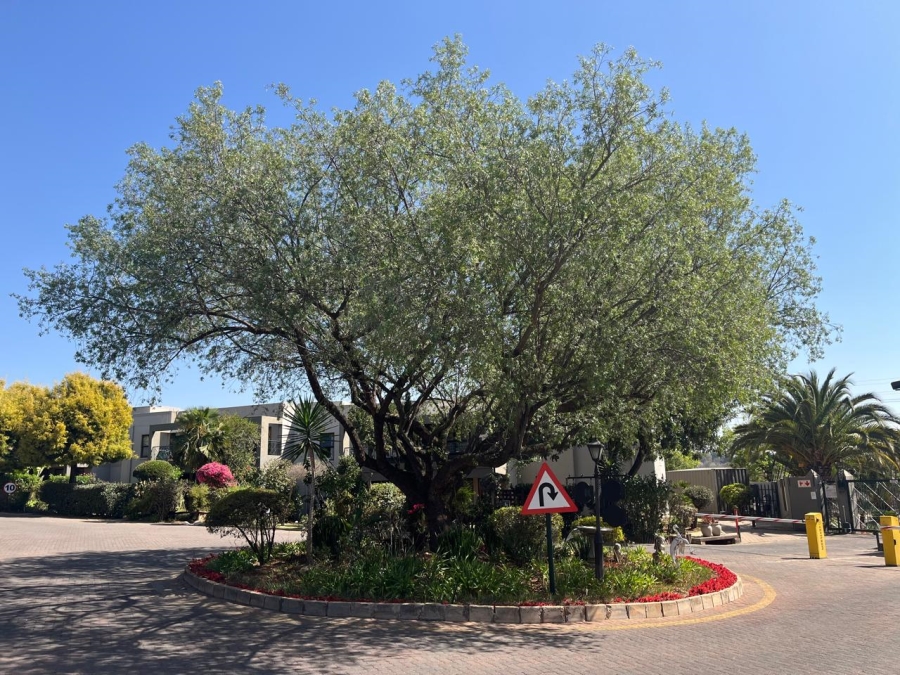 To Let 2 Bedroom Property for Rent in Marais Steyn Park Gauteng
