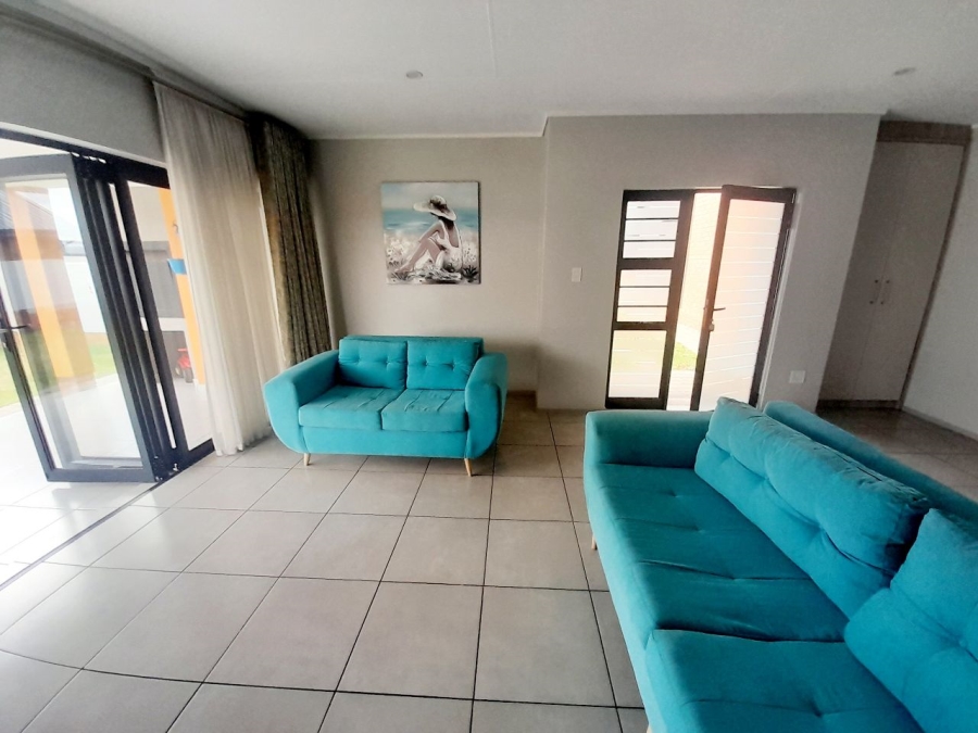 4 Bedroom Property for Sale in Rooihuiskraal North Gauteng
