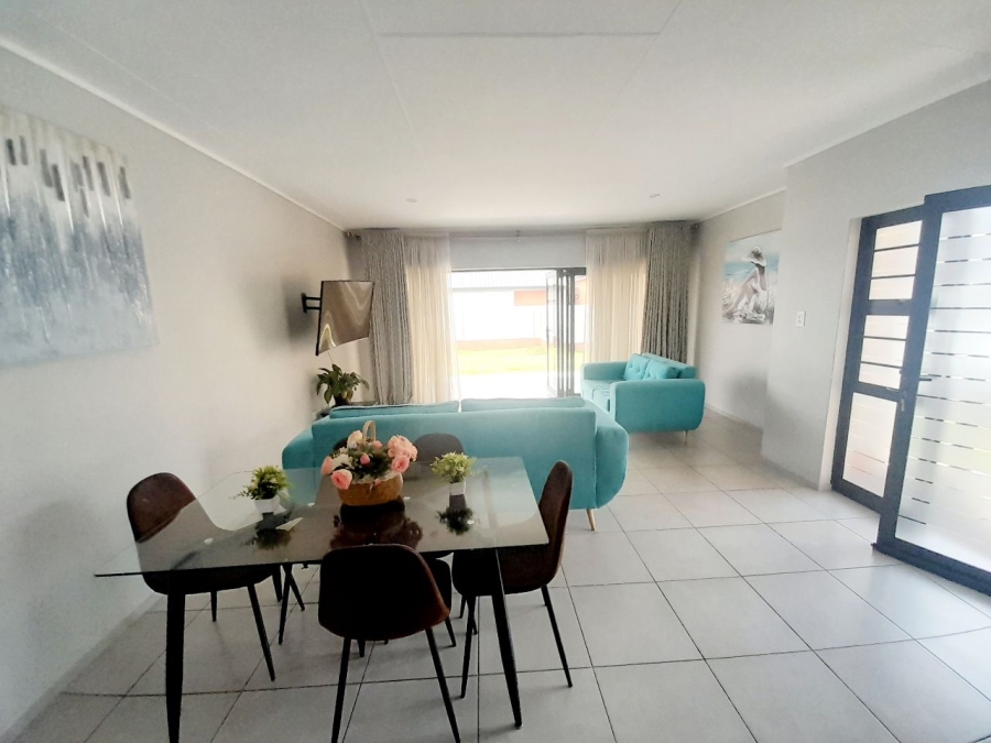 4 Bedroom Property for Sale in Rooihuiskraal North Gauteng