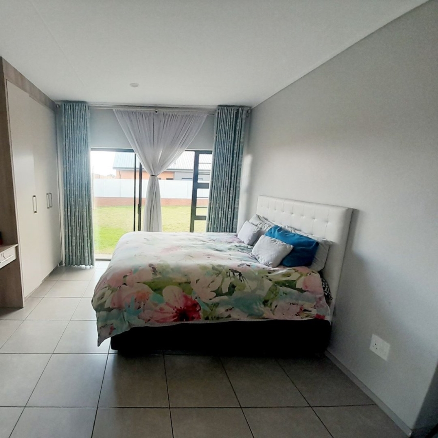 4 Bedroom Property for Sale in Rooihuiskraal North Gauteng
