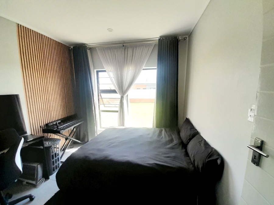 4 Bedroom Property for Sale in Rooihuiskraal North Gauteng