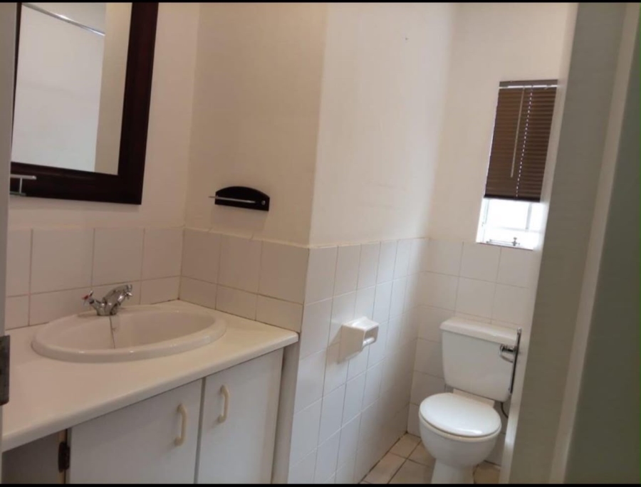 To Let 1 Bedroom Property for Rent in Fourways Gauteng