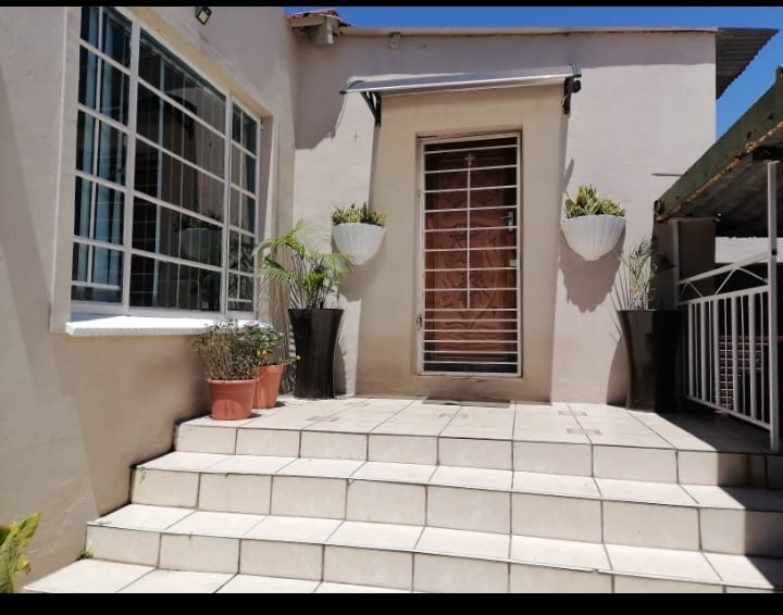 2 Bedroom Property for Sale in Newlands Gauteng