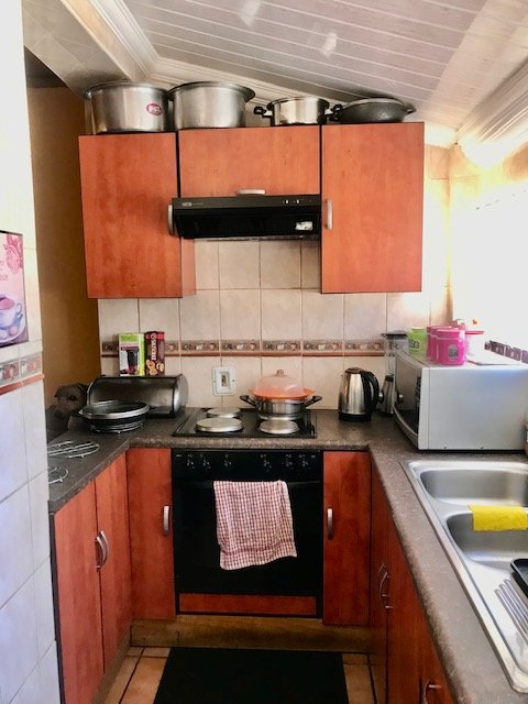 2 Bedroom Property for Sale in Newlands Gauteng