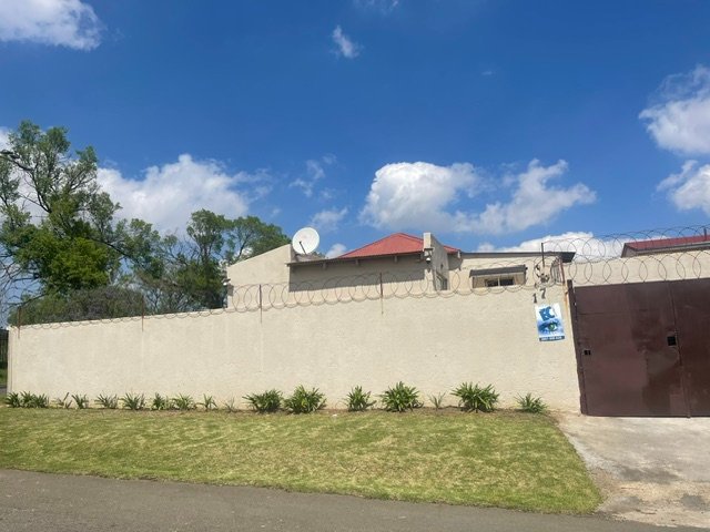 2 Bedroom Property for Sale in Newlands Gauteng