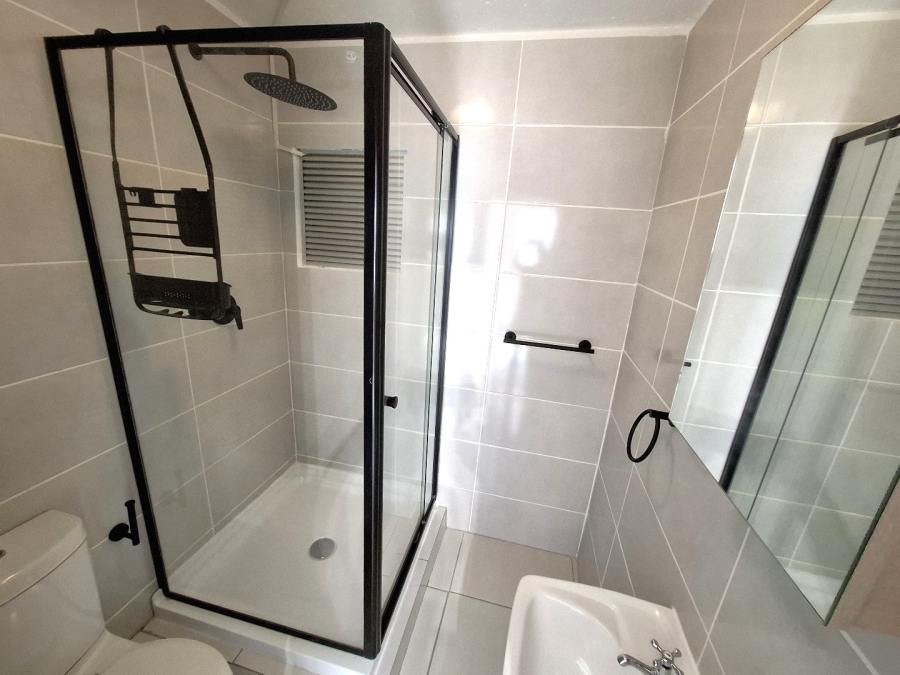 1 Bedroom Property for Sale in Sandown Gauteng