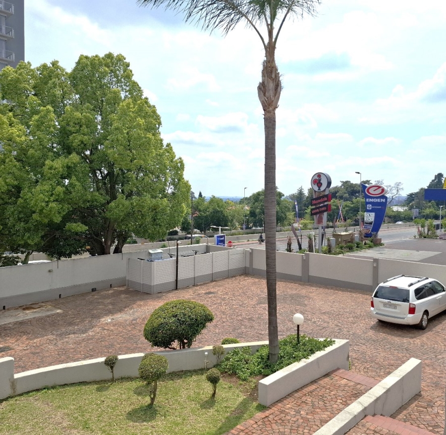 1 Bedroom Property for Sale in Sandown Gauteng