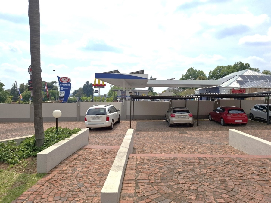 1 Bedroom Property for Sale in Sandown Gauteng