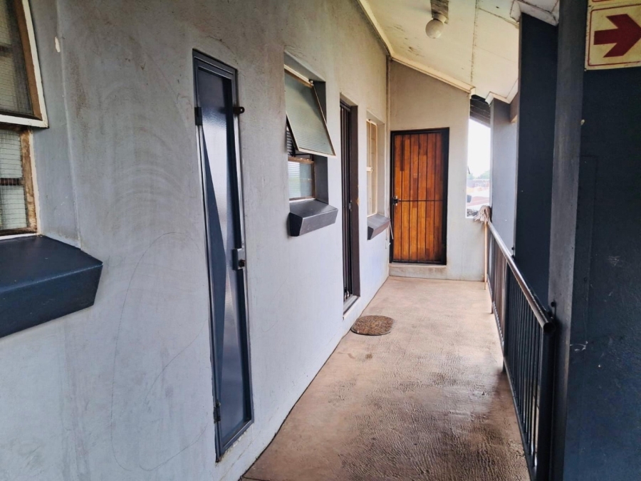 1 Bedroom Property for Sale in Kempton Park Ah Gauteng