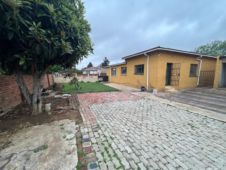 4 Bedroom Property for Sale in Dunnottar Gauteng