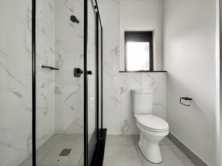 To Let 1 Bedroom Property for Rent in Waterfall Gauteng