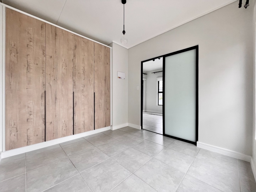 To Let 1 Bedroom Property for Rent in Waterfall Gauteng