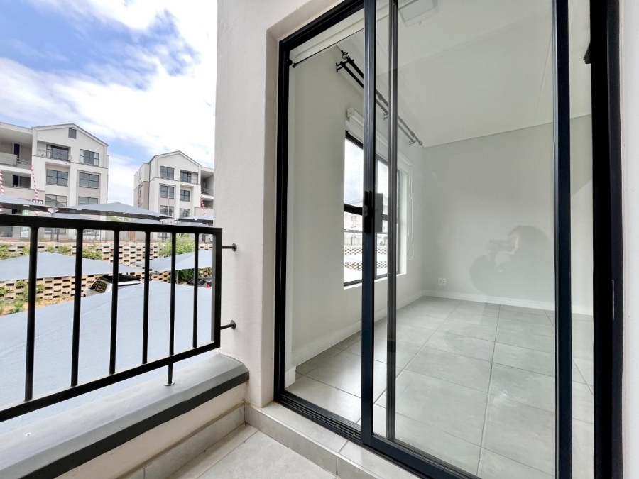 To Let 1 Bedroom Property for Rent in Waterfall Gauteng