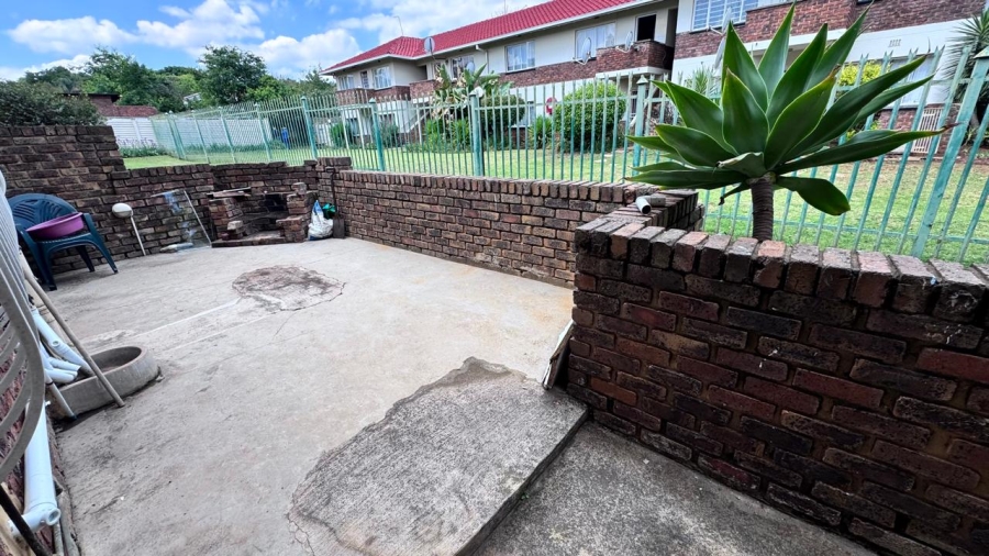 2 Bedroom Property for Sale in Lyttelton Manor Gauteng
