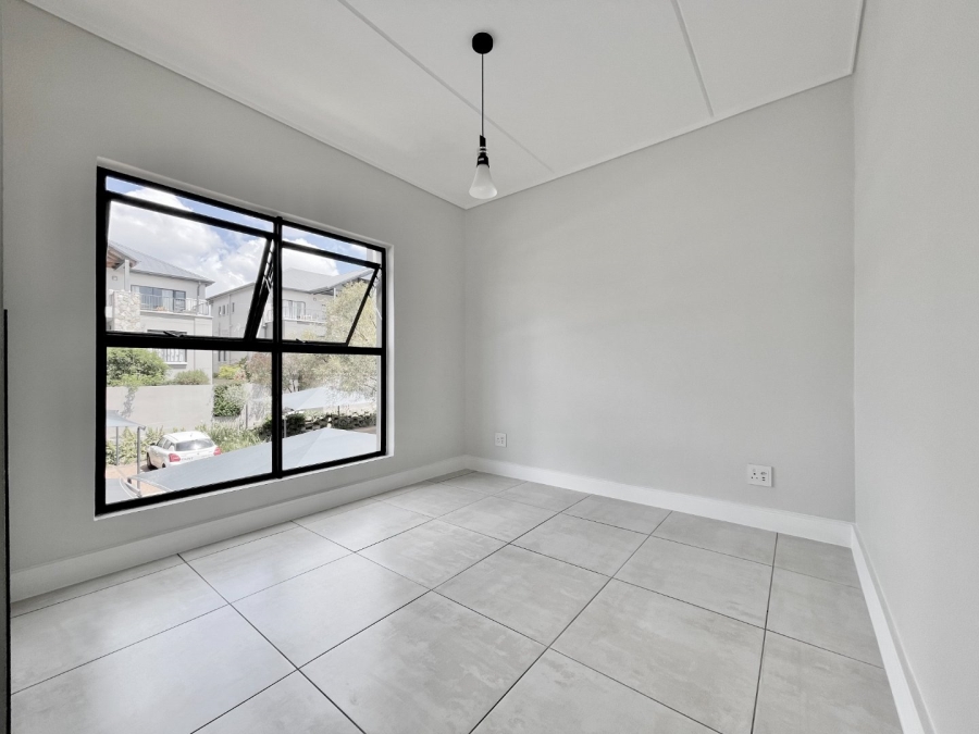 3 Bedroom Property for Sale in The Polofields Gauteng
