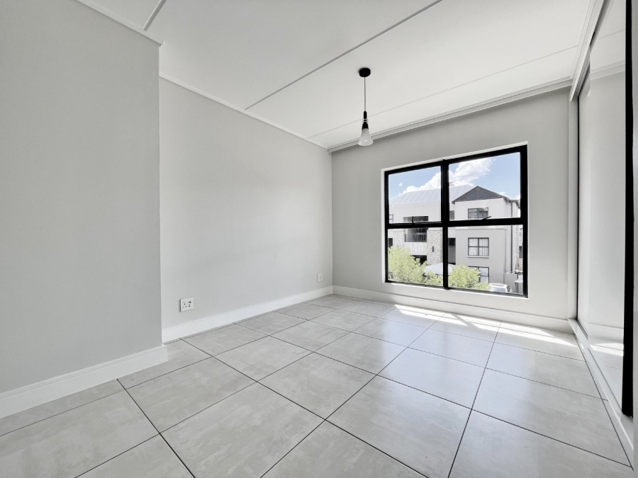 3 Bedroom Property for Sale in The Polofields Gauteng