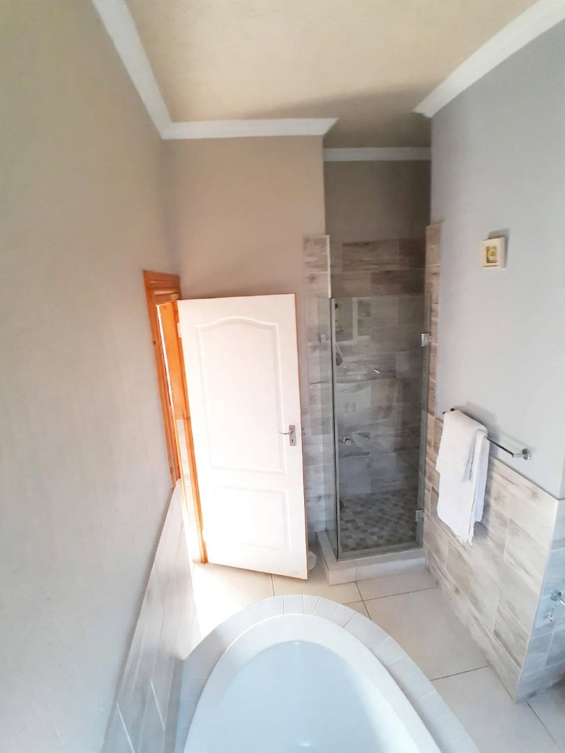 To Let 3 Bedroom Property for Rent in Ravenswood Gauteng
