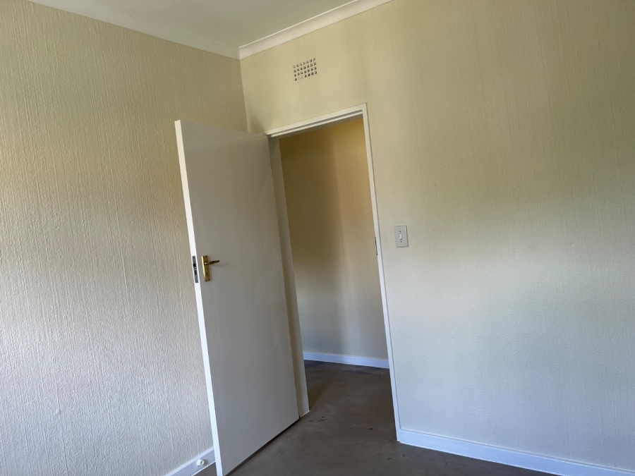 To Let 2 Bedroom Property for Rent in Fourways Gauteng