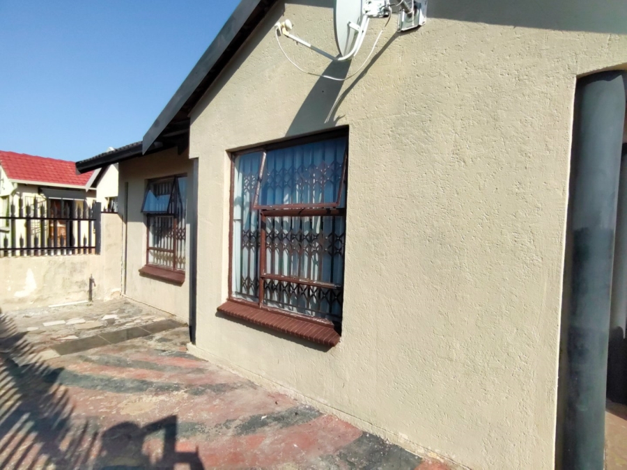 2 Bedroom Property for Sale in Karenpark Gauteng