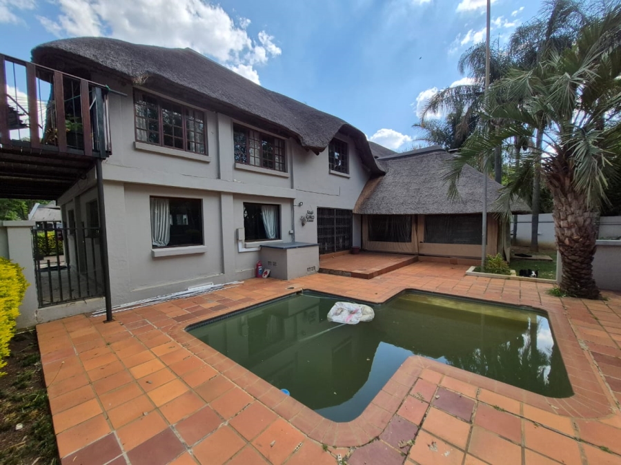 To Let 3 Bedroom Property for Rent in Zwavelpoort Gauteng