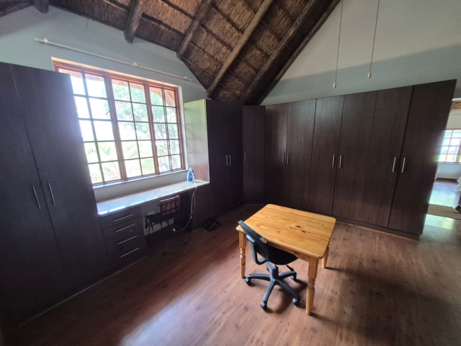 To Let 3 Bedroom Property for Rent in Zwavelpoort Gauteng