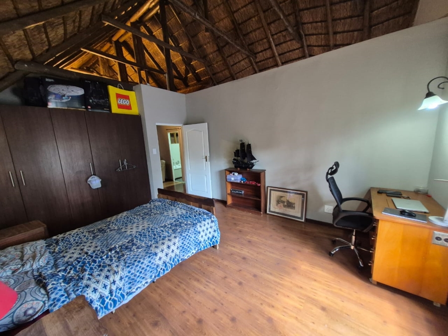 To Let 3 Bedroom Property for Rent in Zwavelpoort Gauteng
