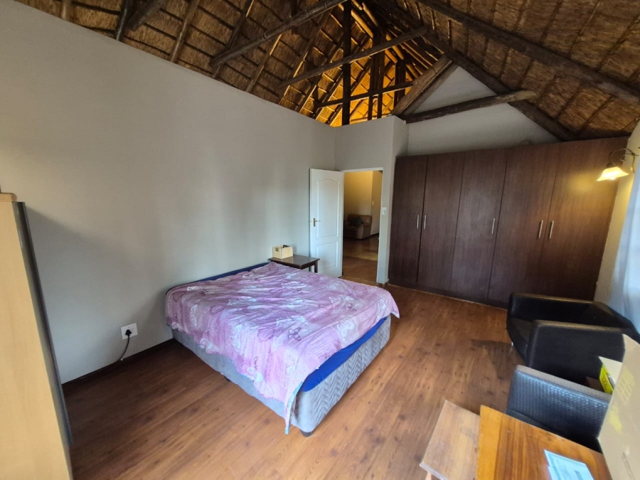 To Let 3 Bedroom Property for Rent in Zwavelpoort Gauteng
