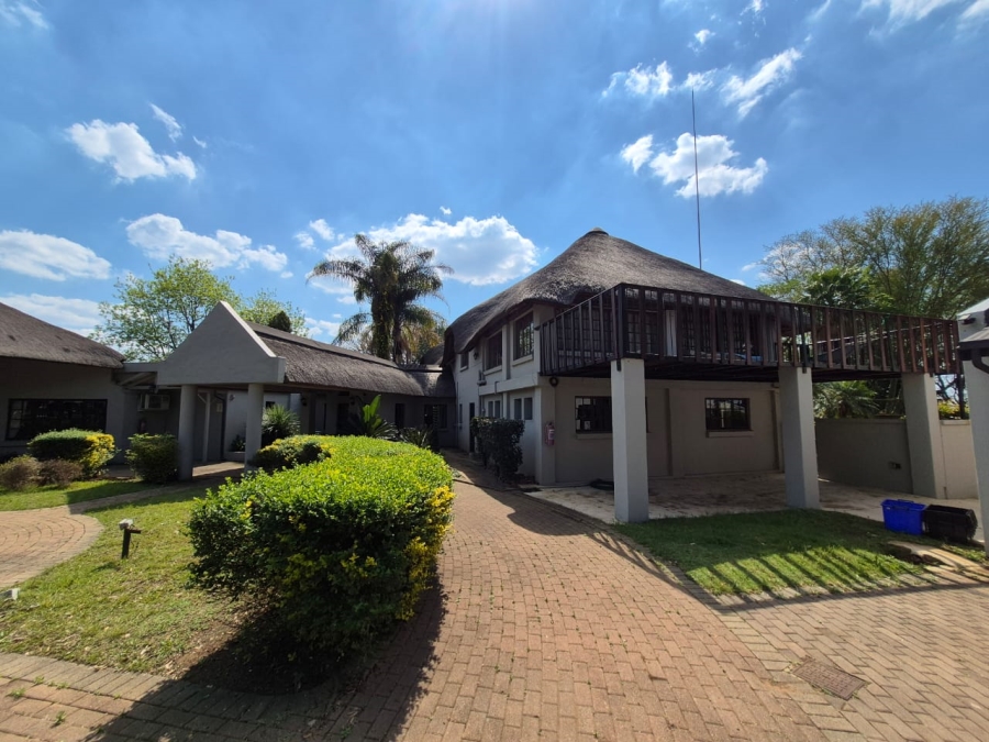 To Let 3 Bedroom Property for Rent in Zwavelpoort Gauteng
