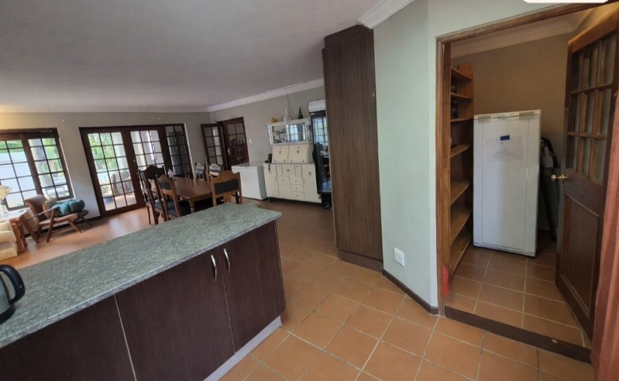 To Let 3 Bedroom Property for Rent in Zwavelpoort Gauteng