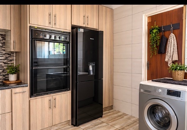 3 Bedroom Property for Sale in Airfield Gauteng