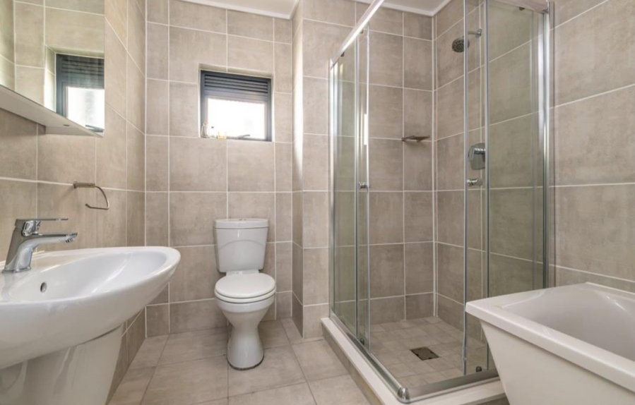 To Let 1 Bedroom Property for Rent in Linbro Park Gauteng