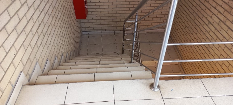 To Let 2 Bedroom Property for Rent in Crown Gardens Gauteng