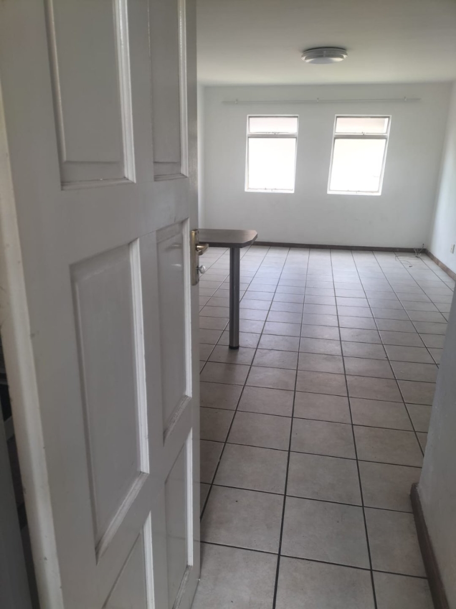 To Let 3 Bedroom Property for Rent in Florentia Gauteng