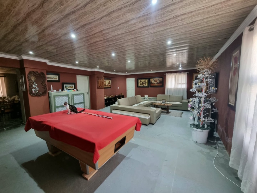 To Let 4 Bedroom Property for Rent in Vaaloewer Gauteng