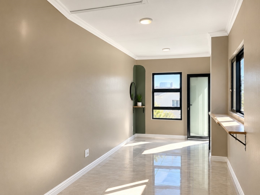 3 Bedroom Property for Sale in Glen Austin Gauteng
