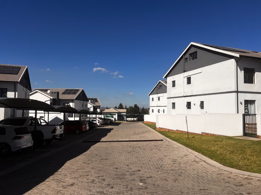 3 Bedroom Property for Sale in Glen Austin Gauteng