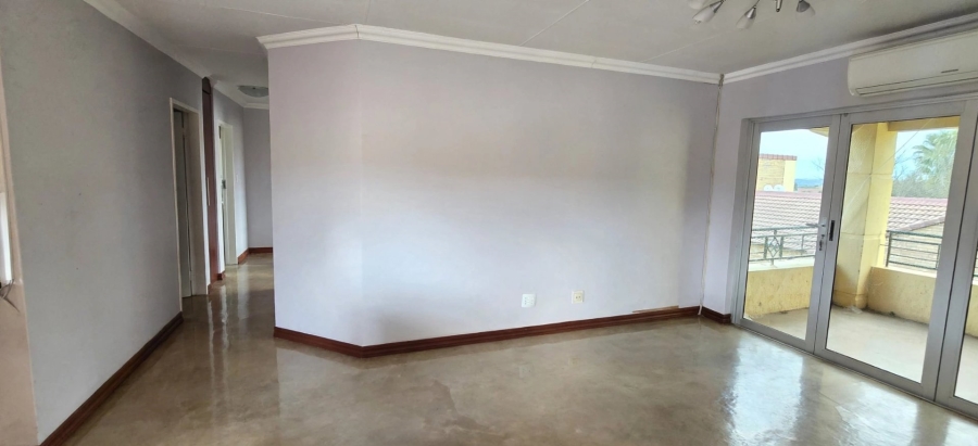 3 Bedroom Property for Sale in Die Hoewes Gauteng