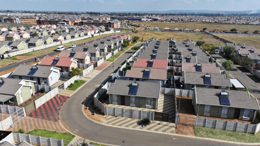 3 Bedroom Property for Sale in Sky City Gauteng